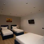 Klaus Hotel