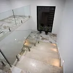 Klaus 4* טיראנה