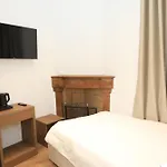 Klaus 4*