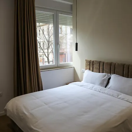 Otel Klaus Tiran