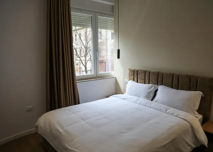Otel Klaus Tiran